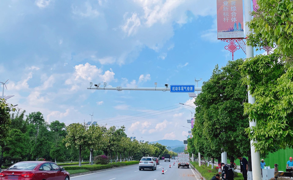 機動車尾氣遙感監(jiān)測系統(tǒng)圖片